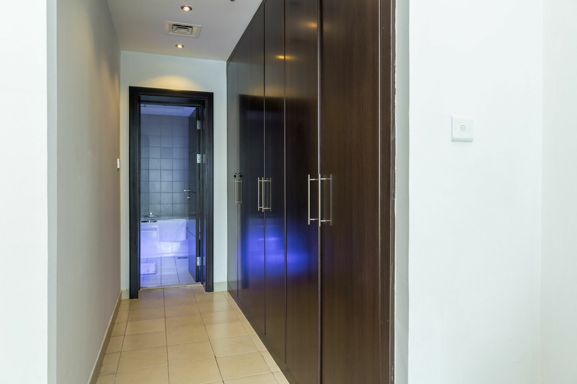 Torch Tower By Deluxe Apartment *